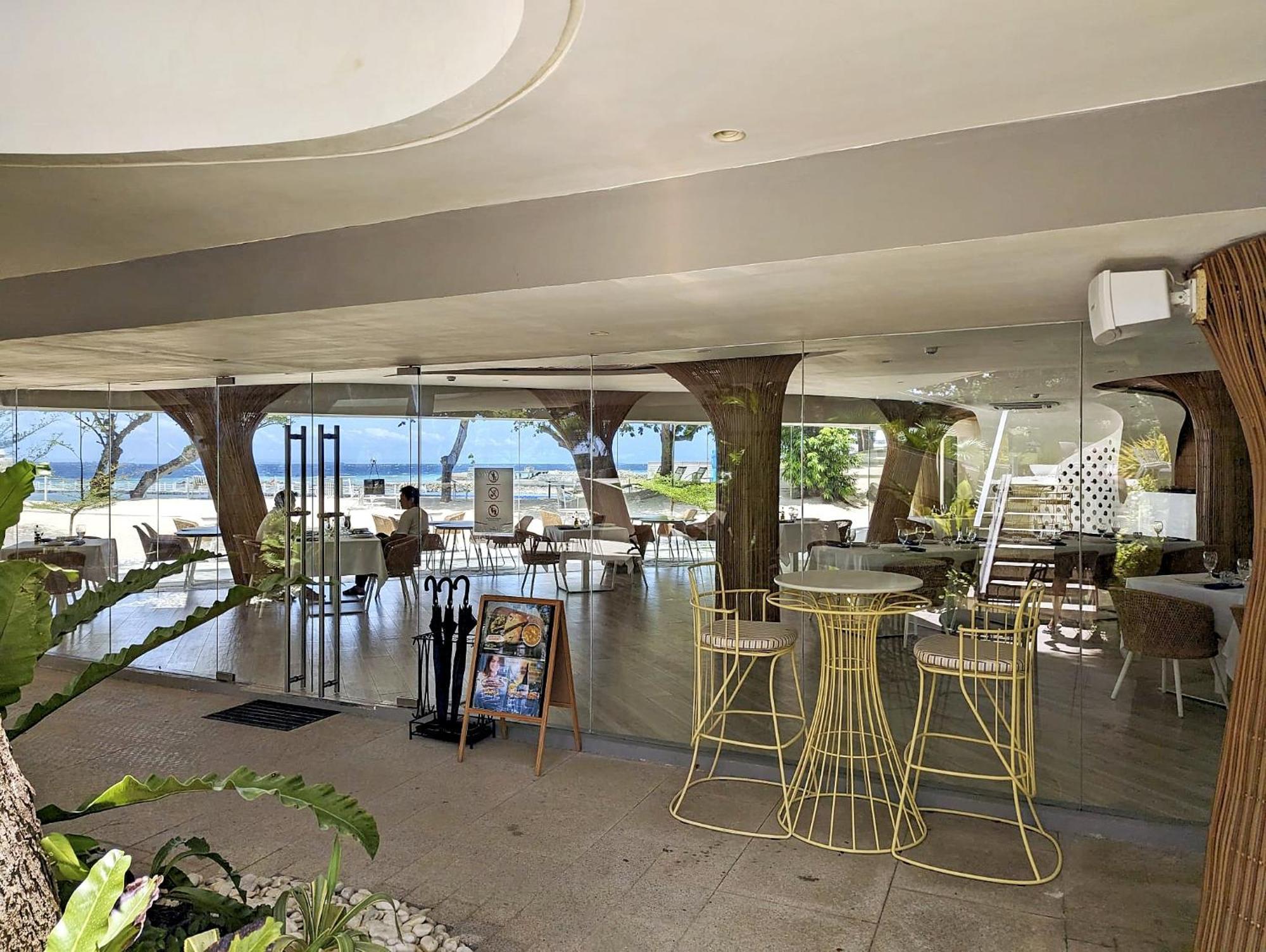 Dominiks Stylish Resort Gem Ocean View Pool Queen Bed At Tambuli 8 Floor Fast Wifi Lapu-Lapu City Dış mekan fotoğraf